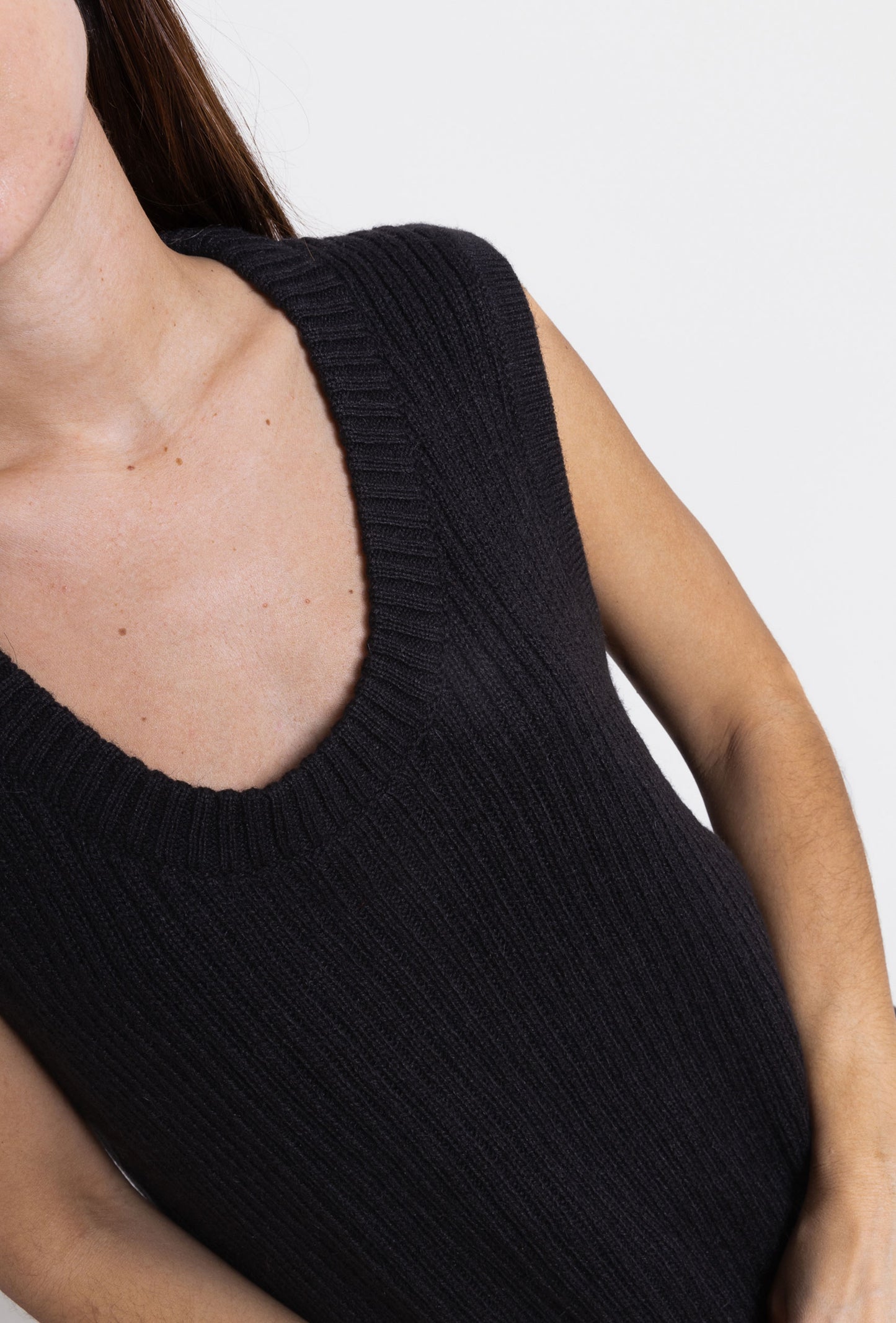 Sleeveless Sweater: Black