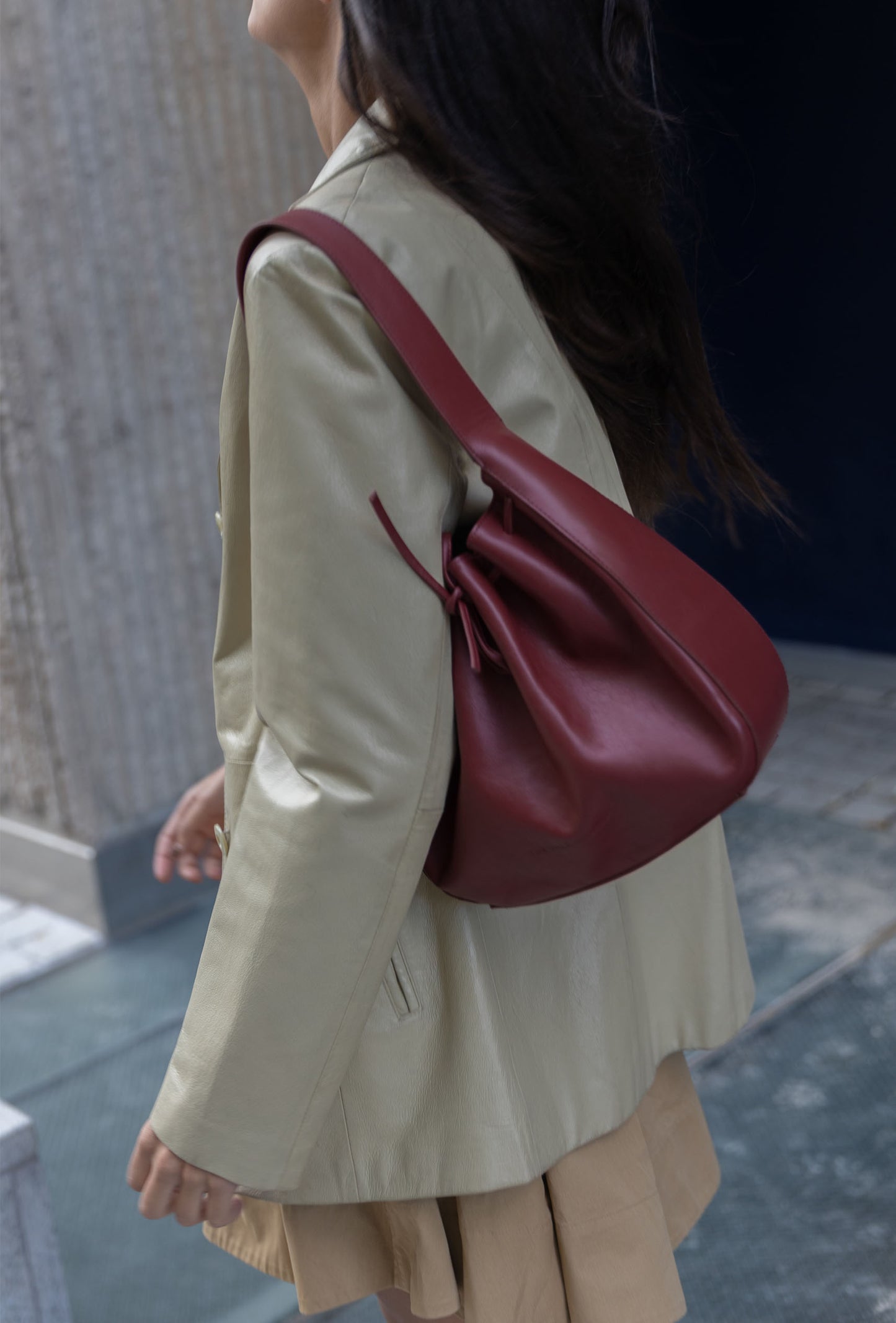 Sac Leather bag: Wine