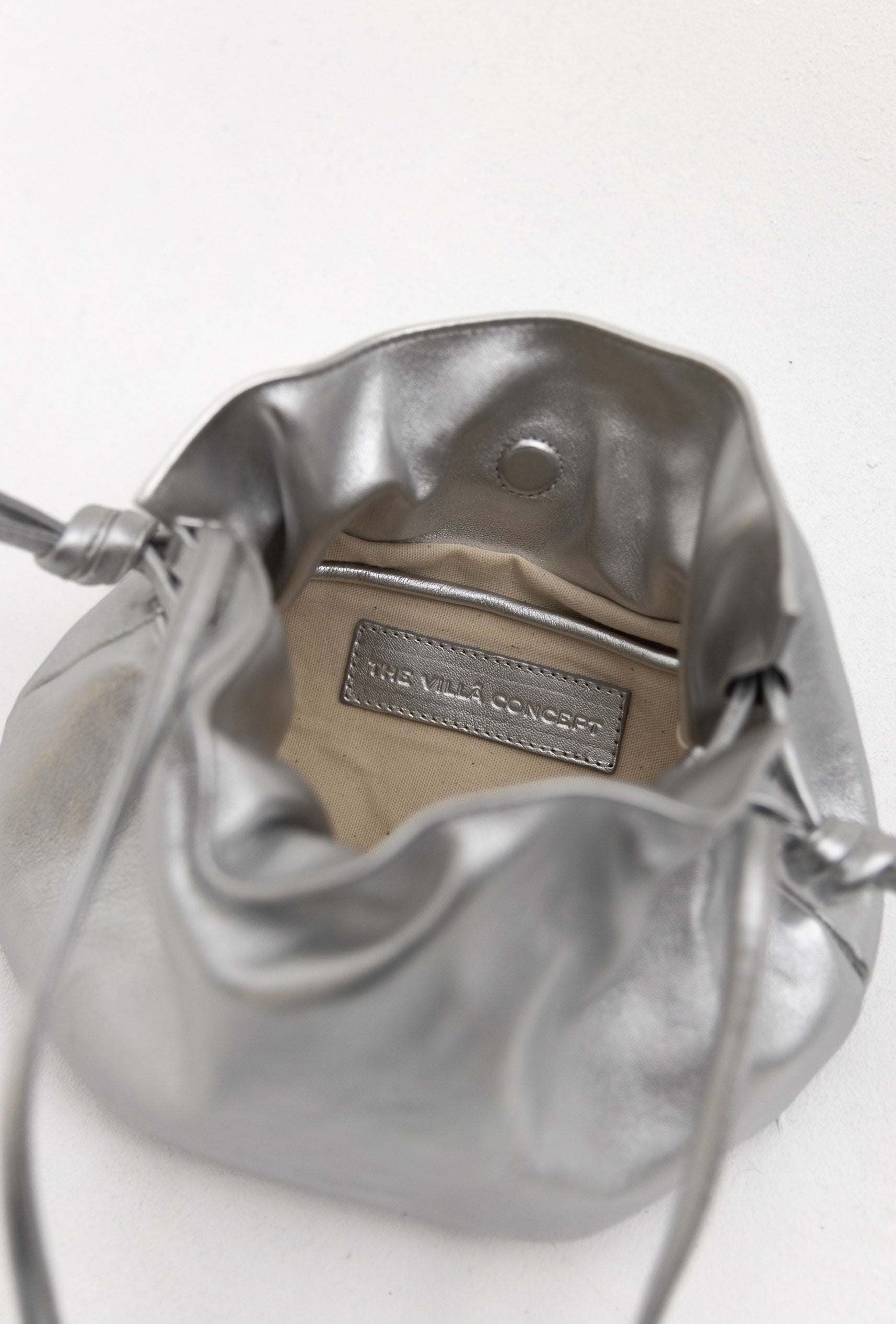 ⁠Shell Bag: Re-edited Silver