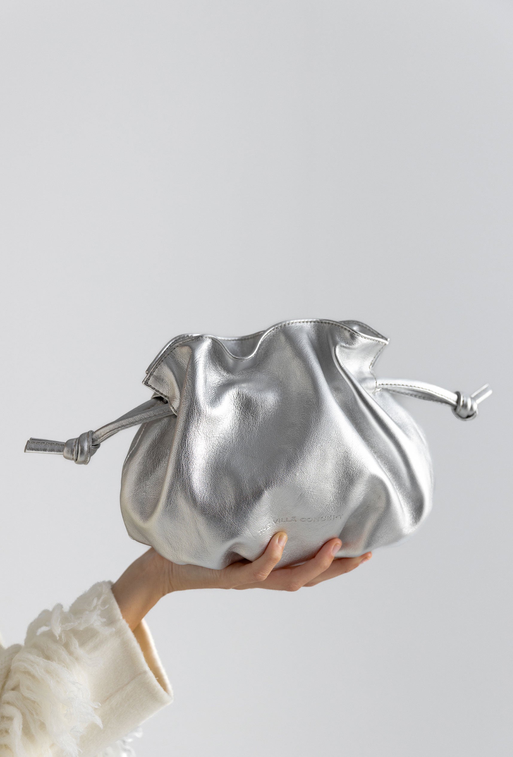 ⁠Shell Bag: Re-edited Silver