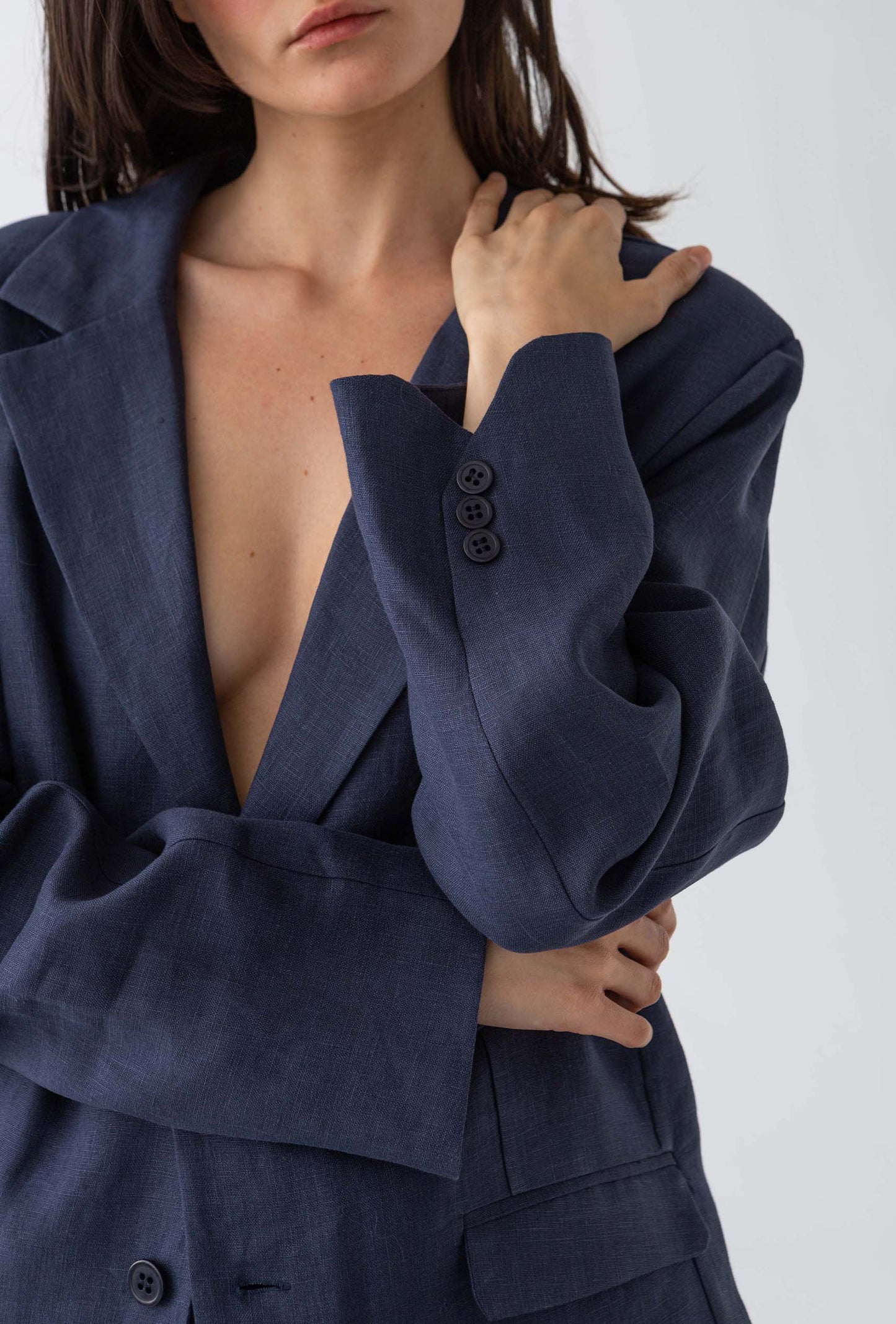 The Linen Blazer: Navy