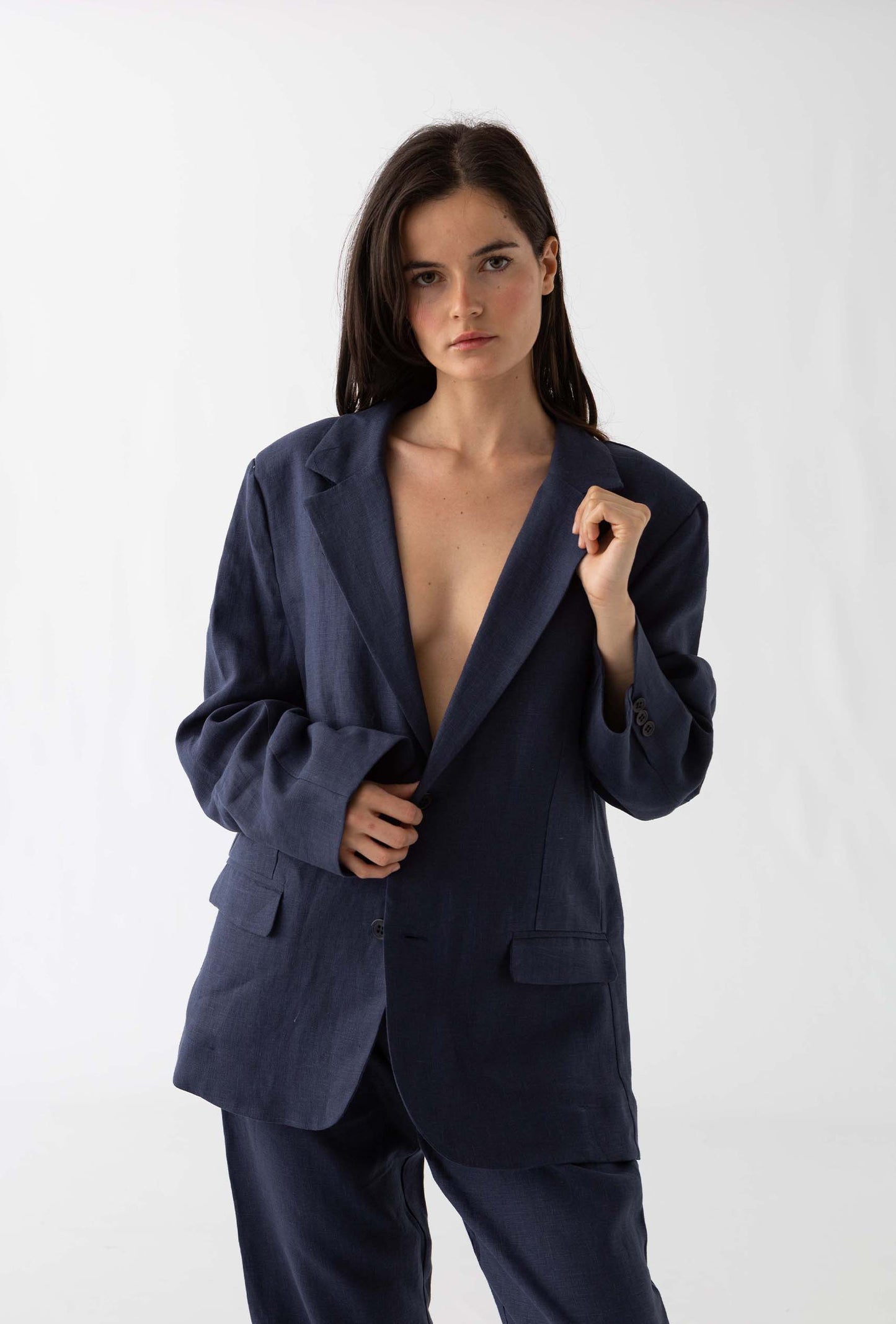 The Linen Blazer: Navy